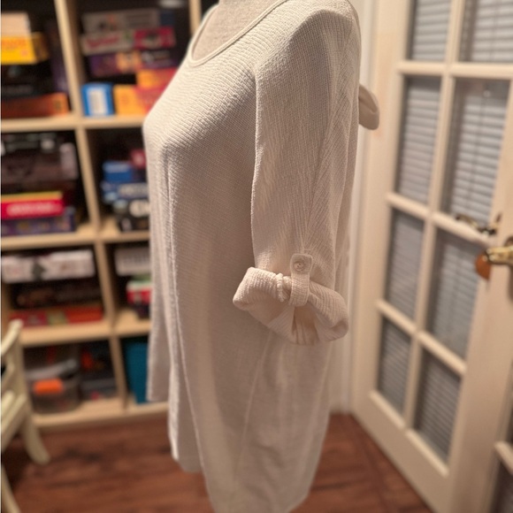 White Tunic Top - Picture 6 of 6